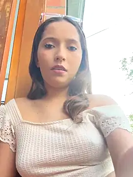 Snapshot of Penelope-Hot chatting on 10, 11, 2025 Penelope-Hot online show from 10, 11, 2025