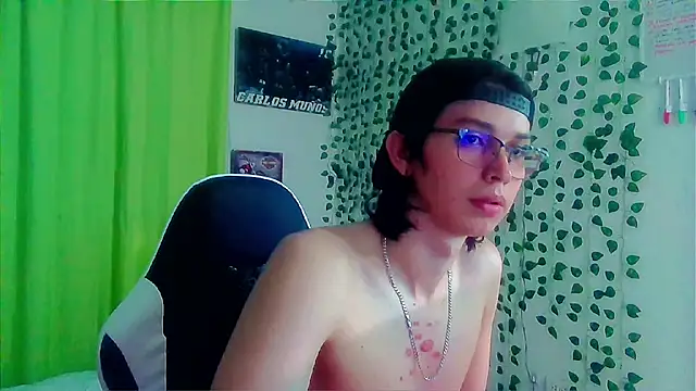 Snapshot of Andy_gray chatting on 16, 9, 2025 Andy gray online show from 16, 9, 2025