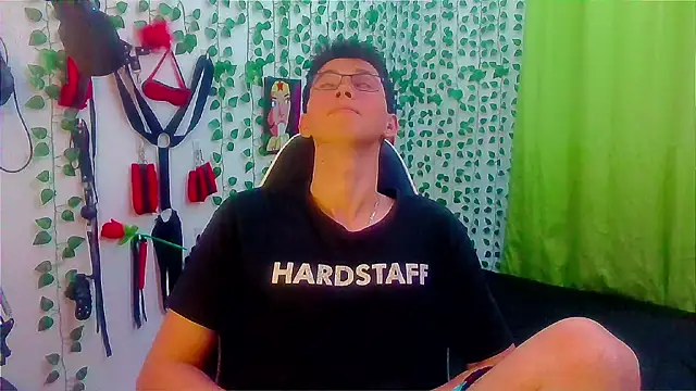 Snapshot of Andy_gray chatting on 25, 10, 2025 Andy gray online show from 25, 10, 2025