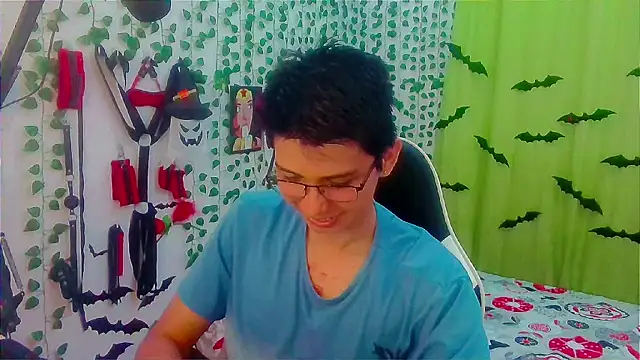 Snapshot of Andy_gray chatting on 9, 11, 2025 Andy gray online show from 9, 11, 2025