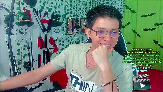 Snapshot of Andy_gray chatting on 25, 11, 2025 Andy gray online show from 25, 11, 2025