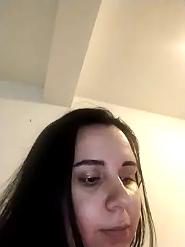 AdelinaJude online show from 8, 10, 2025