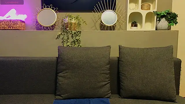 Snapshot of AyreenMoore chatting on 9, 12, 2024 AyreenMoore online show from 9, 12, 2024