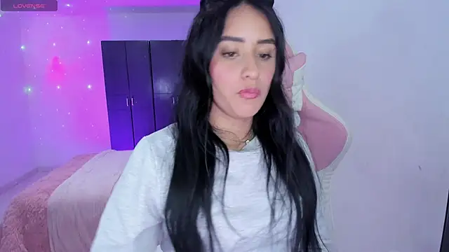 Tinylottie online show from 17, 4, 2026