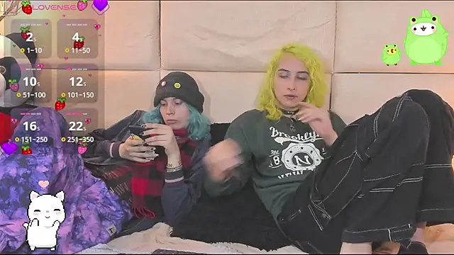 Snapshot of -kisa_ chatting on 16, 10, 2025 -kisa online show from 16, 10, 2025