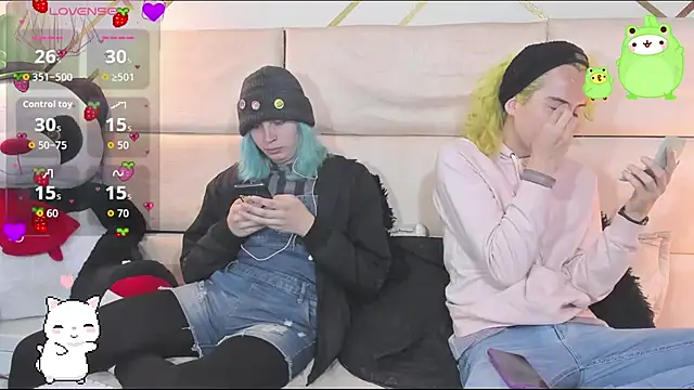 Snapshot of -kisa_ chatting on 30, 10, 2025 -kisa online show from 30, 10, 2025