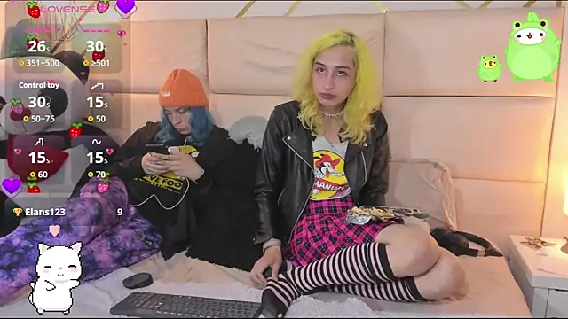 Snapshot of -kisa_ chatting on 21, 11, 2025 -kisa online show from 21, 11, 2025