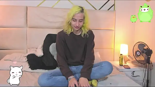 Snapshot of -kisa_ chatting on 5, 12, 2025 -kisa online show from 5, 12, 2025