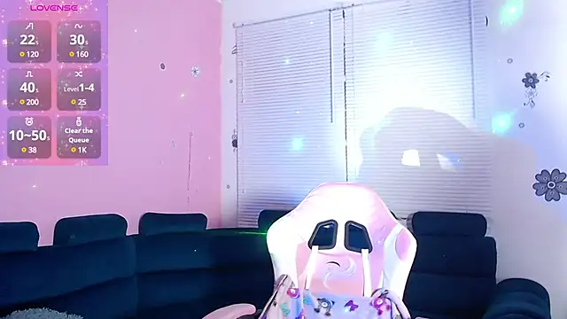 brithany smiith  online show from 26, 1, 2025