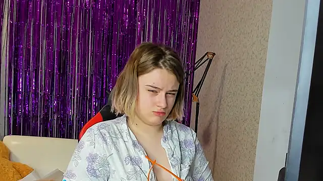 Seductive She Wolf online show from 30, 1, 2025