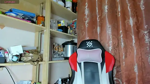 Seductive She Wolf online show from 2, 4, 2026