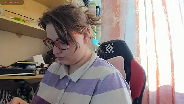 Seductive She Wolf online show from 11, 4, 2026