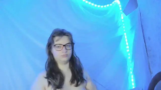 Seductive She Wolf online show from 17, 5, 2026