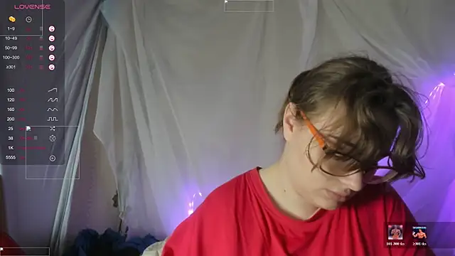 Snapshot of Seductive_She_Wolf chatting on 6, 7, 2026 Seductive She Wolf online show from 6, 7, 2026