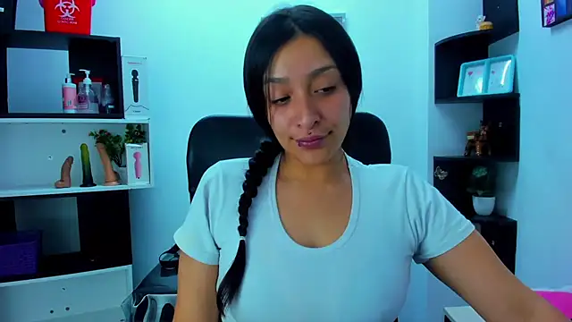 Sarah Hornny online show from 10, 7, 2026