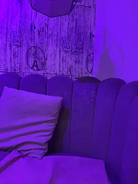 AbyThompson online show from 4, 2, 2026