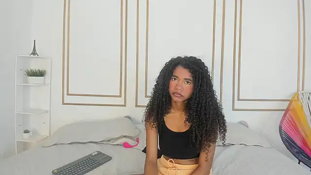 ashley lemus online show from 27, 2, 2025