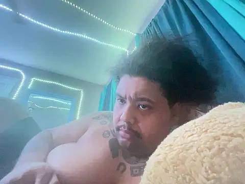 chubbydominican online show from 14, 2, 2025