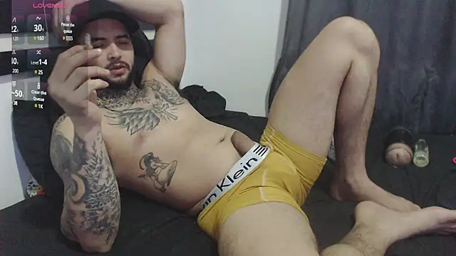 maxi rogger18 online show from 13, 1, 2025