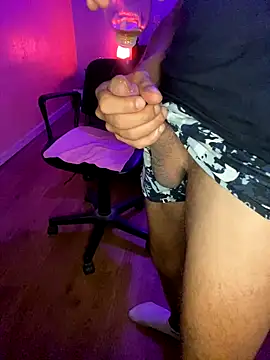 IMD01 online show from 28, 9, 2025