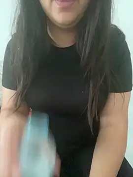 yassminsexy22 online show from 7, 11, 2025