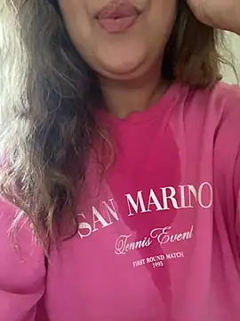 yassminsexy22 online show from 3, 7, 2026