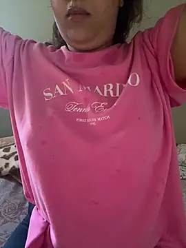 yassminsexy22 online show from 4, 7, 2026