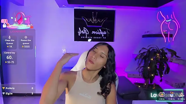 Snapshot of CamilaHarperr_ chatting on 7, 2, 2025 CamilaHarperr online show from 7, 2, 2025