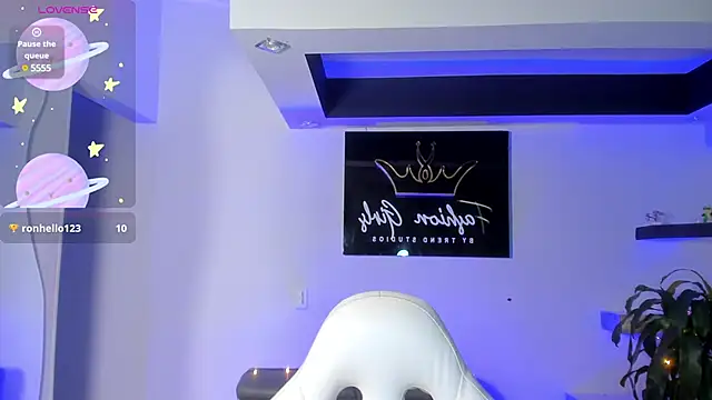 Snapshot of CamilaHarperr_ chatting on 15, 2, 2025 CamilaHarperr online show from 15, 2, 2025