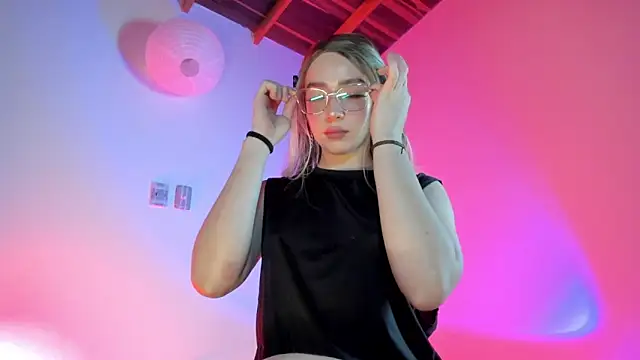 sweeet peach online show from 14, 2, 2026