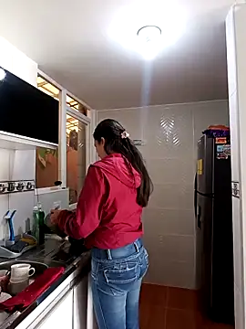 Bonny Klote online show from 18, 3, 2025