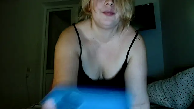  CattrinaVegas  online show from 30, 12, 2024