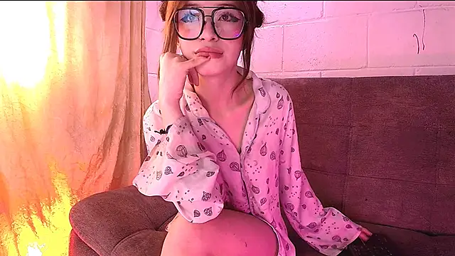 Snapshot of danita_veelz chatting on 9, 12, 2024 danita veelz online show from 9, 12, 2024