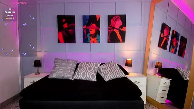 Elizabeth Santos online show from 22, 11, 2025