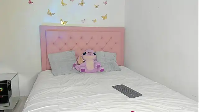 Snapshot of _violetadulce chatting on 25, 9, 2025  violetadulce online show from 25, 9, 2025