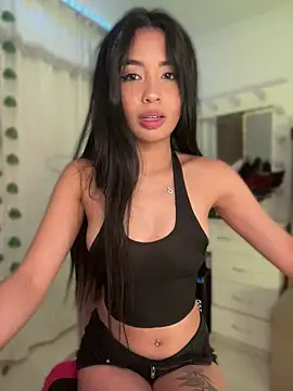 Snapshot of lina_pink chatting on 2, 7, 2026 lina pink online show from 2, 7, 2026