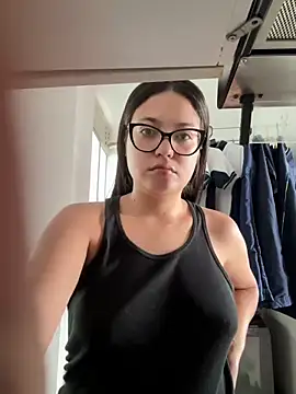 Karla-sexy01 online show from 4, 4, 2026