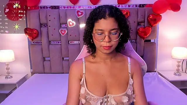 MilaHall  online show from 24, 2, 2025