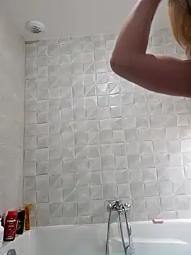 Giuliana baby online show from 4, 2, 2025