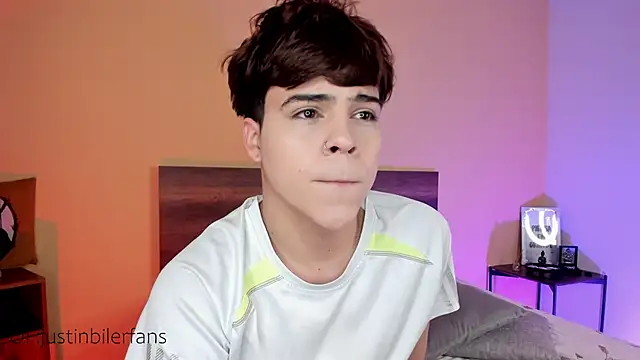 justinbiler online show from 19, 2, 2025