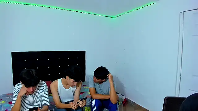 Alexander and Xiao online show from 3, 3, 2025