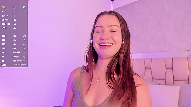 Roxie-Summers11 online show from 31, 1, 2025