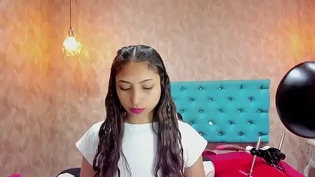 MadelineDoll online show from 8, 3, 2026