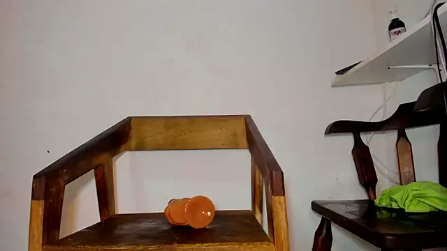 Aniilethebonny online show from 28, 1, 2025