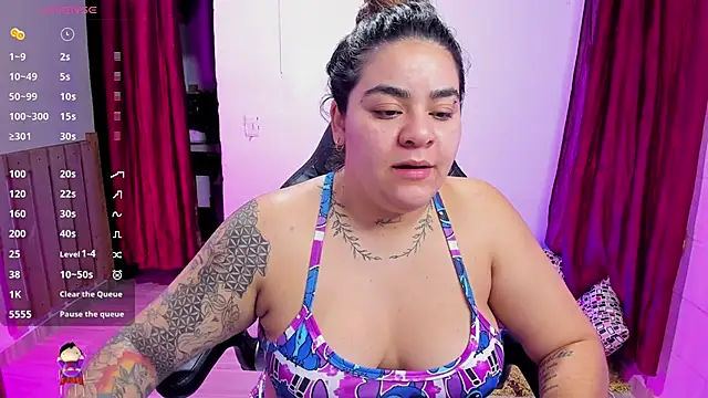 Snapshot of Sharon_hils chatting on 28, 12, 2024 Sharon hils online show from 28, 12, 2024