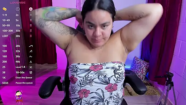 Snapshot of Sharon_hils chatting on 26, 1, 2025 Sharon hils online show from 26, 1, 2025