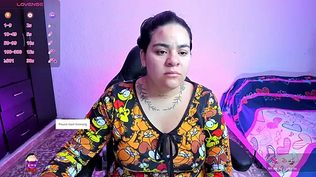 Snapshot of Sharon_hils chatting on 1, 12, 2025 Sharon hils online show from 1, 12, 2025