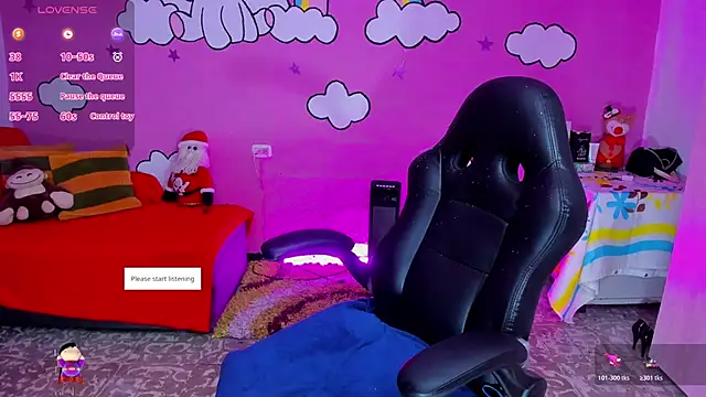 Snapshot of Sharon_hils chatting on 5, 12, 2025 Sharon hils online show from 5, 12, 2025