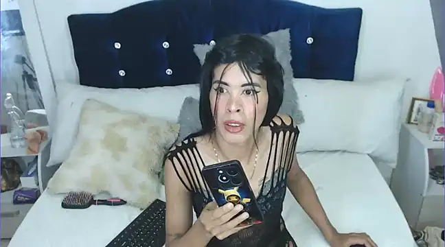 Snapshot of poison_girl21 chatting on 24, 1, 2025 poison girl21 online show from 24, 1, 2025