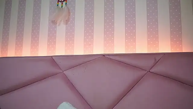 SabrinaHope online show from 6, 3, 2025